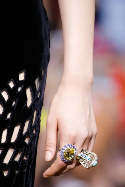 Look 44